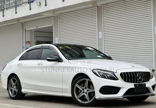 Mercedes-Benz C200 2014 White