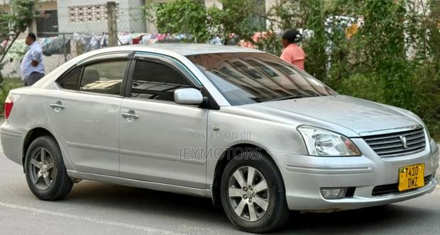 Toyota Premio 2005 Silver