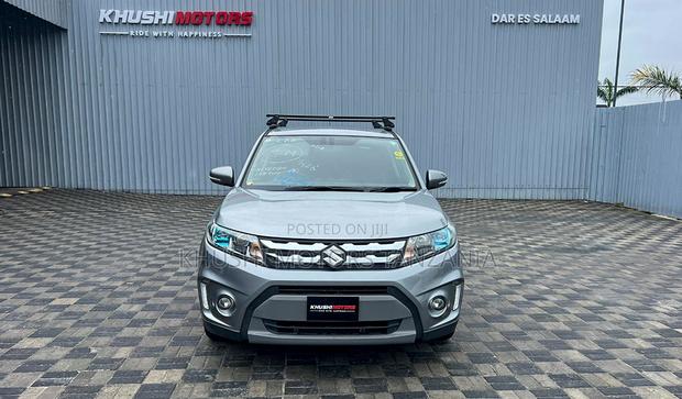 Suzuki Escudo 2015 Gray