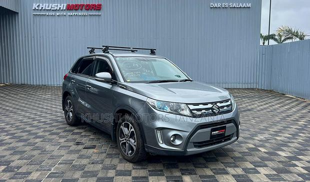 Suzuki Escudo 2015 Gray
