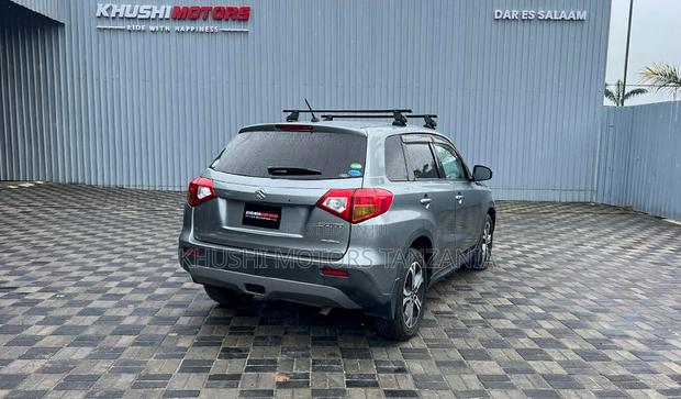 Suzuki Escudo 2015 Gray