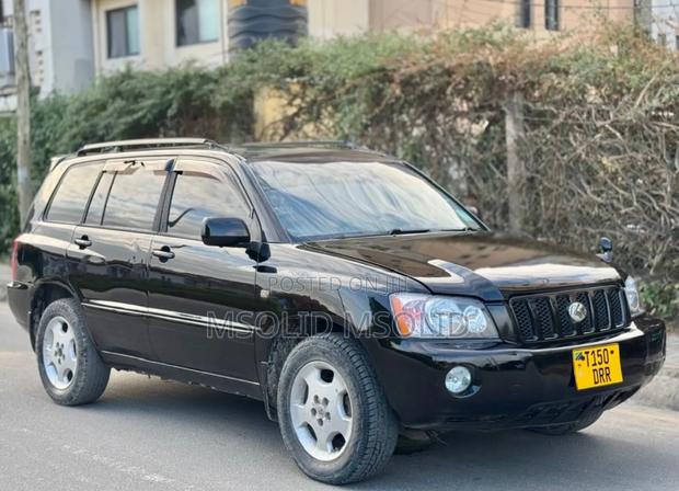 Toyota Kluger 2004 Black