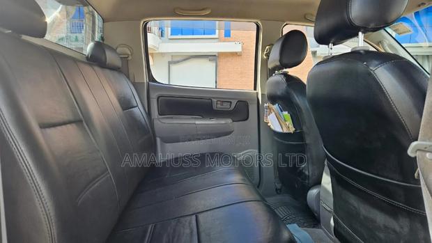 Toyota Hilux 2008 White
