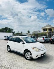 Toyota IST 2004 White for sale