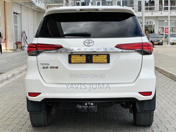 Toyota Fortuner 2017 White