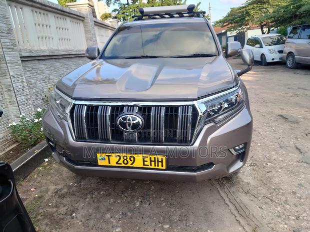 Toyota Land Cruiser Prado 4.0 Petrol GX-L 2020 Gray