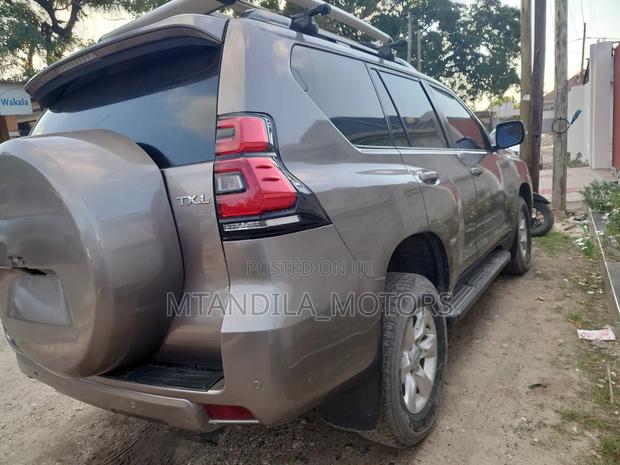 Toyota Land Cruiser Prado 4.0 Petrol GX-L 2020 Gray