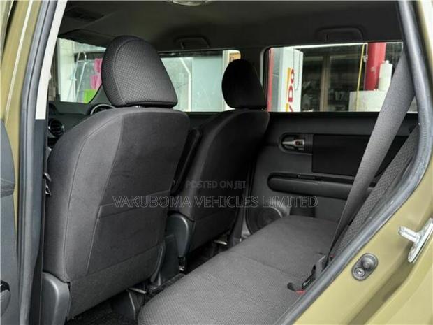 Toyota Corolla Rumion 2009 Green