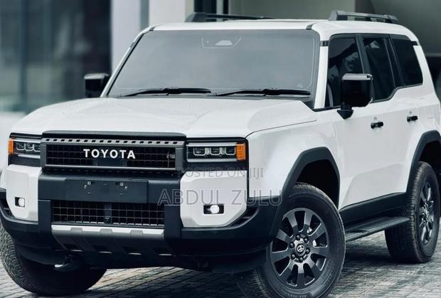 Toyota Land Cruiser Prado 2024 White