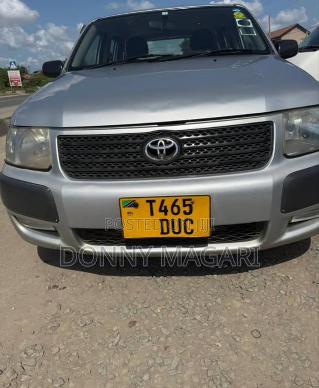 Toyota Probox 2005