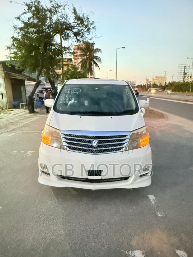 Toyota Alphard 2006 White