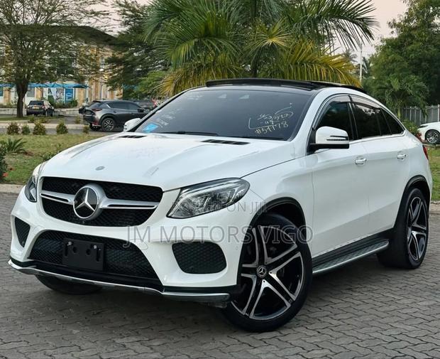 Mercedes-Benz GLE-Class 2018 White