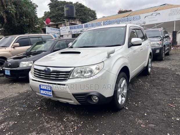 Subaru Forester 2009 White