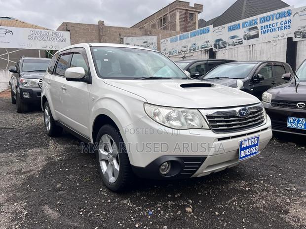 Subaru Forester 2009 White