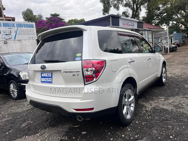 Subaru Forester 2009 White