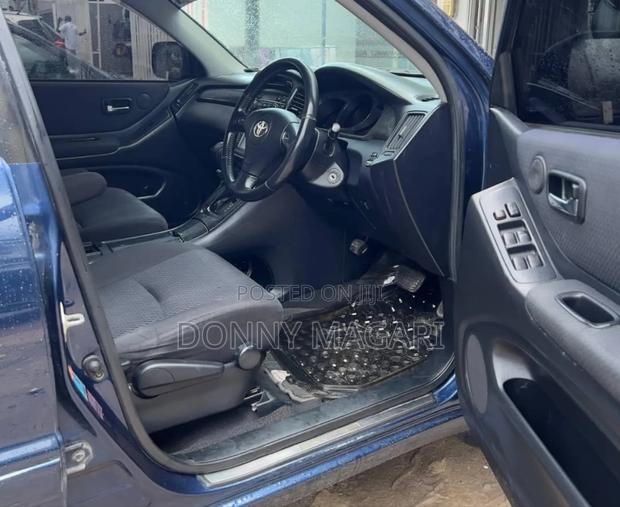 Toyota Kluger 2006 Blue