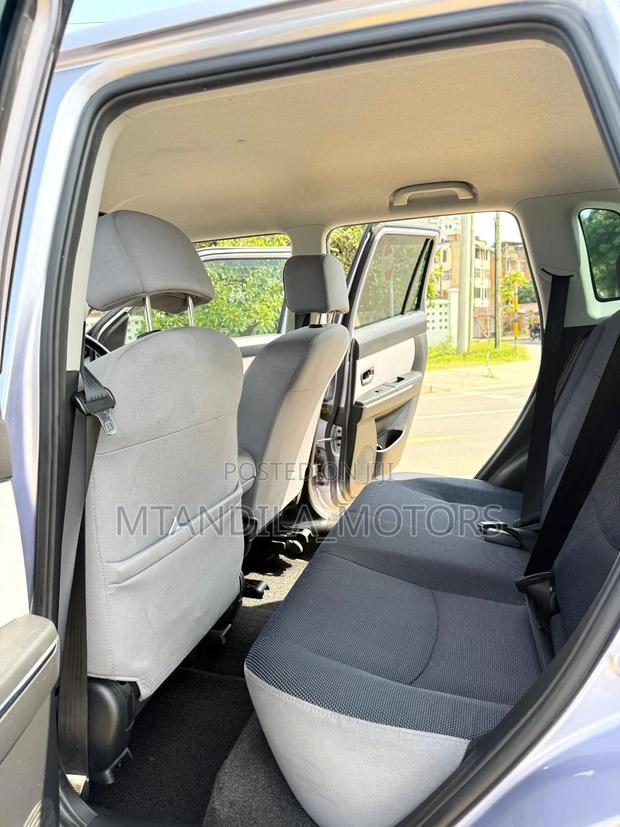 Mazda Verisa 2010 Silver