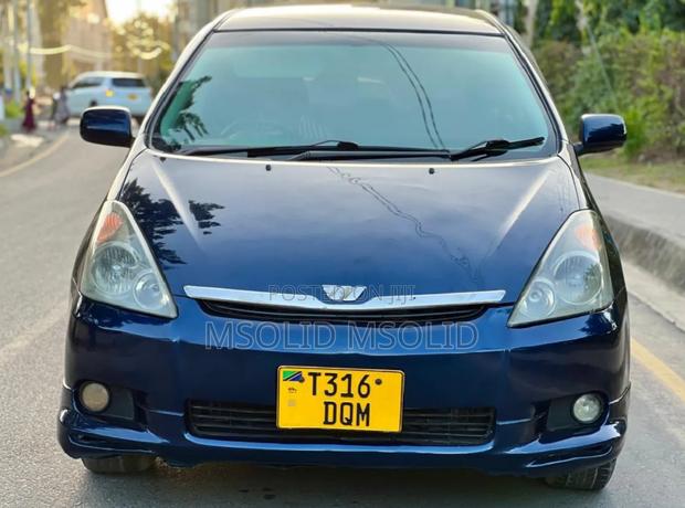 Toyota Wish 2007 Blue
