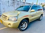 Toyota Kluger 2004 Gold for sale