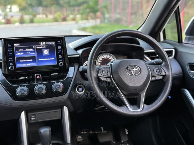 Toyota Corolla Cross 2023 White