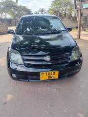 Toyota IST 2005 Black for sale