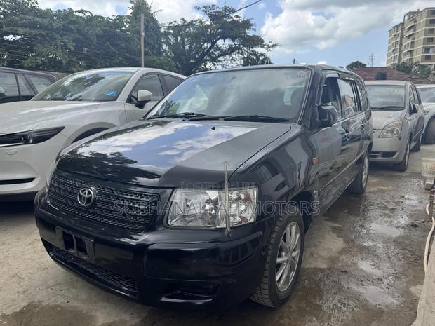 Toyota Succeed 2003 Black