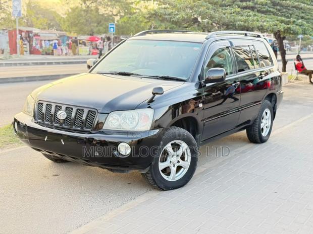 Toyota Kluger 2002 Black