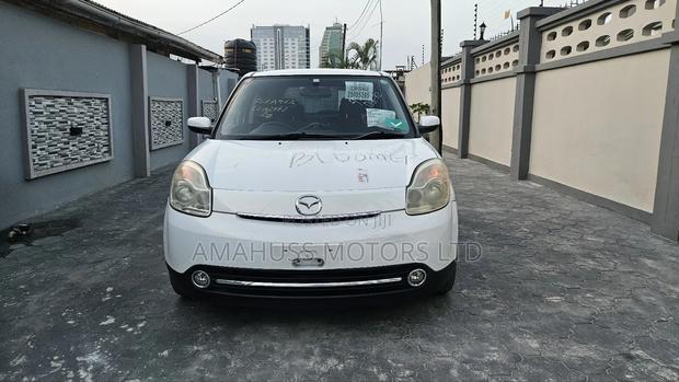 Mazda Verisa 2007 White