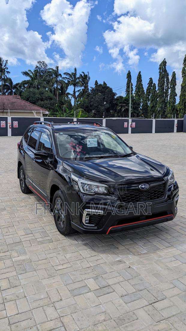 Subaru Forester Premium AWD 2019 Black