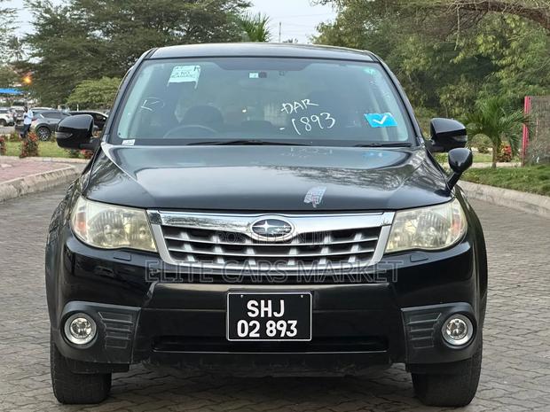 Subaru Forester 2012 Black