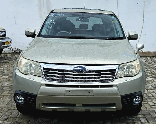 Subaru Forester 2008 Gold