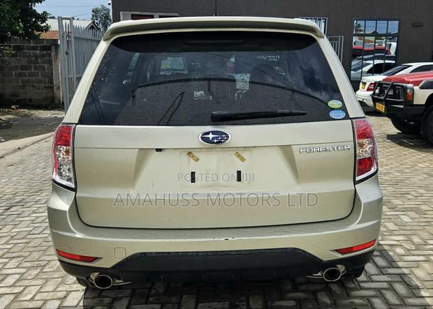 Subaru Forester 2008 Gold