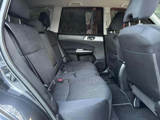 Subaru Forester 2012 Black