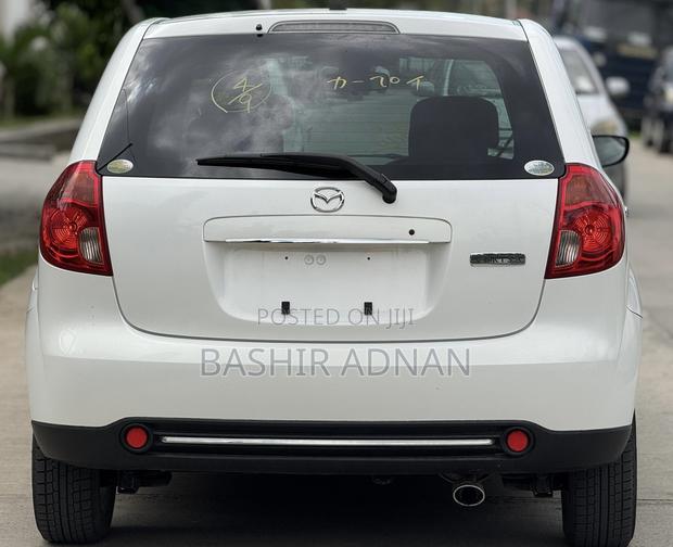 Mazda Verisa 2008 White