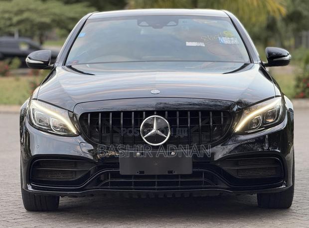 Mercedes-Benz C-Class 2016 Black
