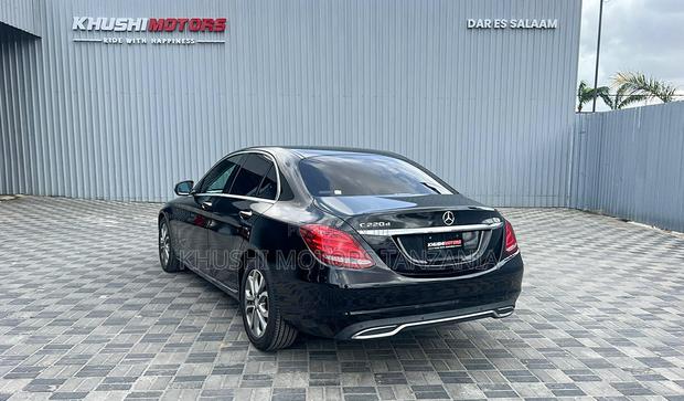 Mercedes-Benz C220 2015 Black