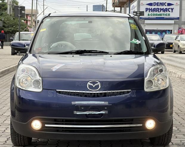 Mazda Verisa 2008 Blue