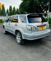 Toyota Harrier 2003 White for sale