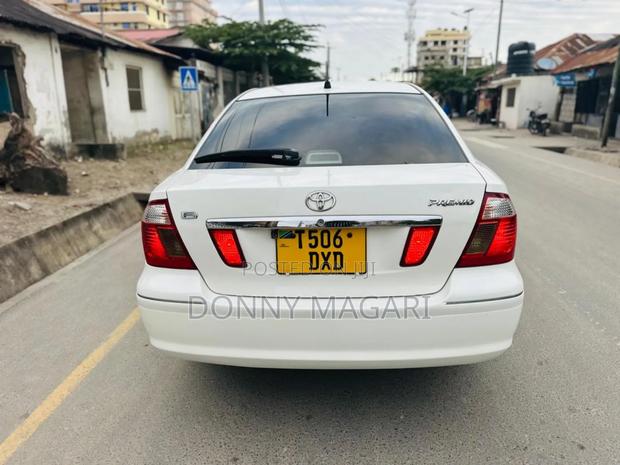 Toyota Premio 2004 White