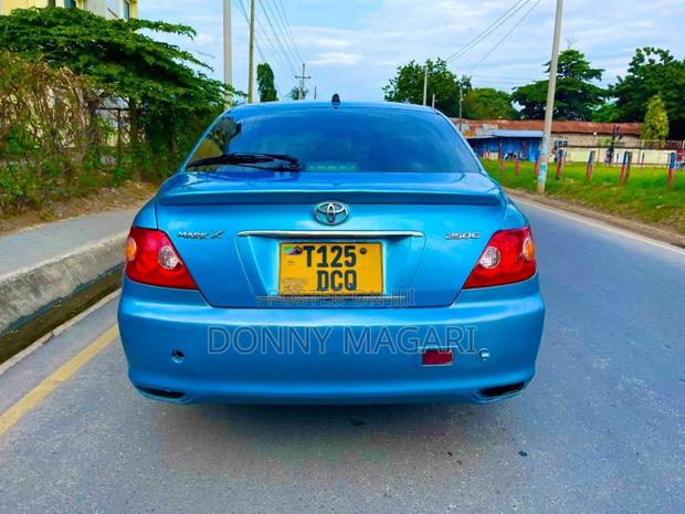 Toyota Mark X 2006 Blue