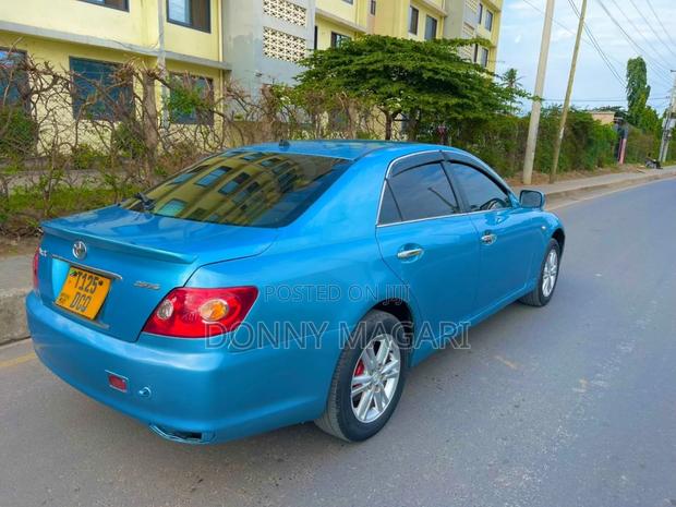 Toyota Mark X 2006 Blue