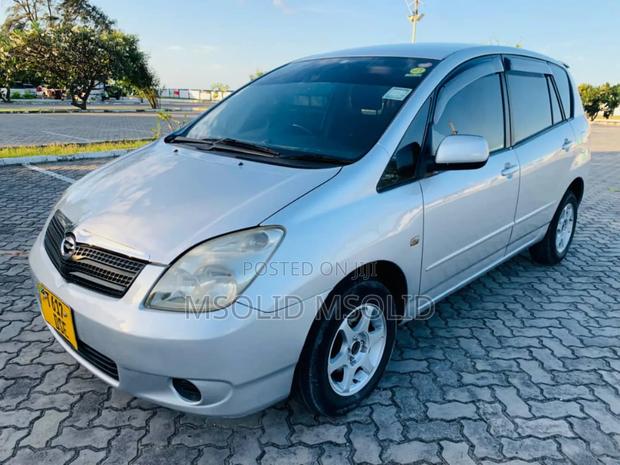 Toyota Corolla Spacio 2006 Silver