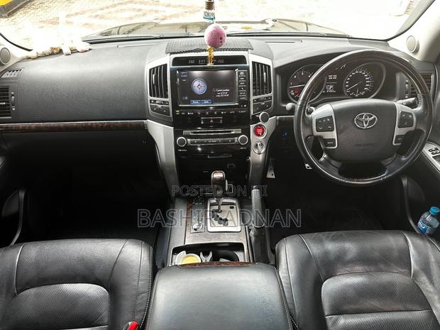 Toyota Land Cruiser 2013 Black
