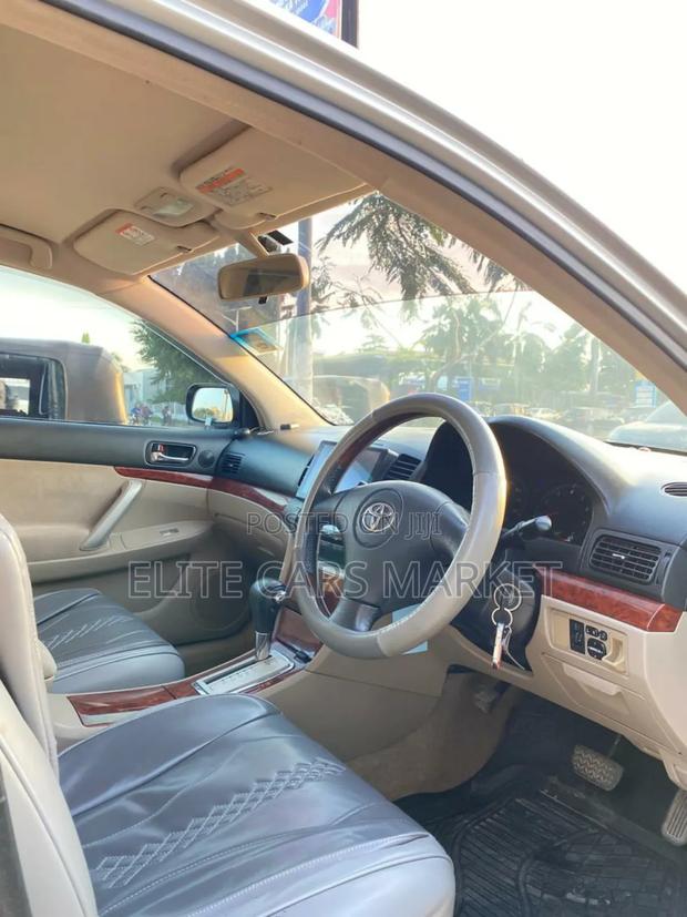 Toyota Premio 2004 Silver