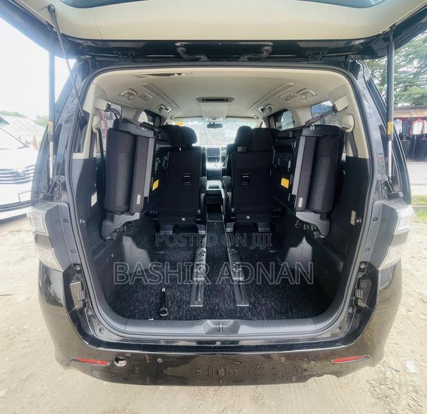 Toyota Vellfire 2013 Black