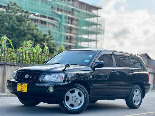 Toyota Kluger 2002 Black