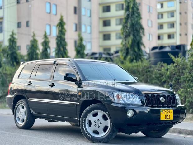 Toyota Kluger 2002 Black