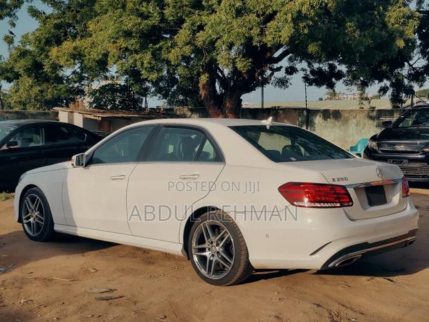Mercedes-Benz E250 SV Premium 2014 White