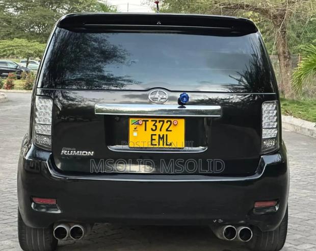 Toyota Corolla Rumion 2008 Black