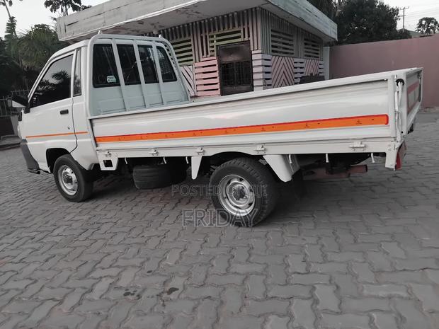 Toyota TownAce 2006 White